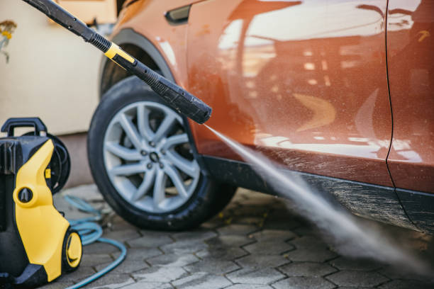 Why Choose Our Certified Pressure Washing Experts for Your Project Needs in Pontiac, IL?