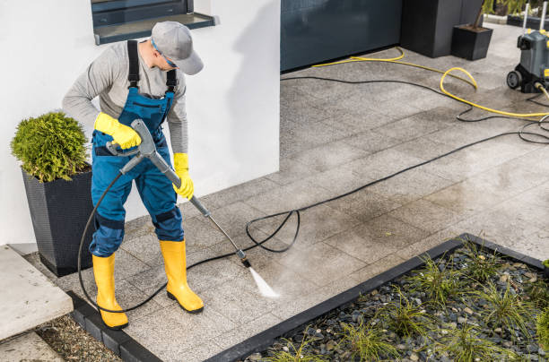 Pressure Washing Contractors in Pontiac, IL